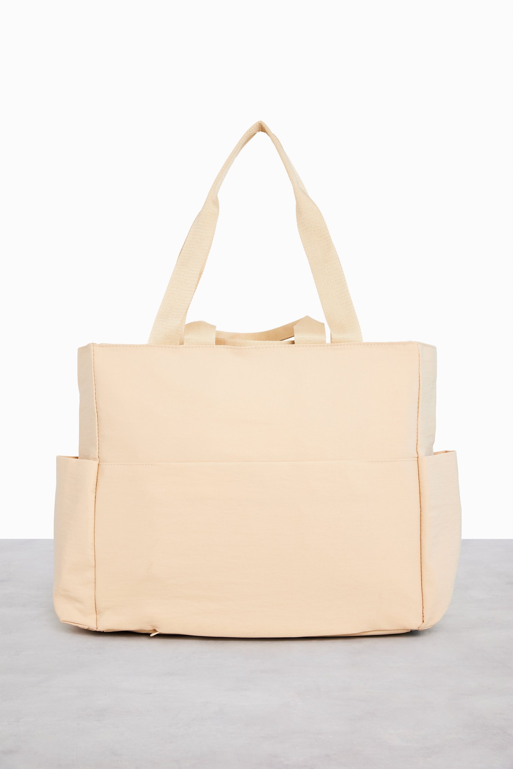 Resale The Sport Carryall in Beige - Image 3
