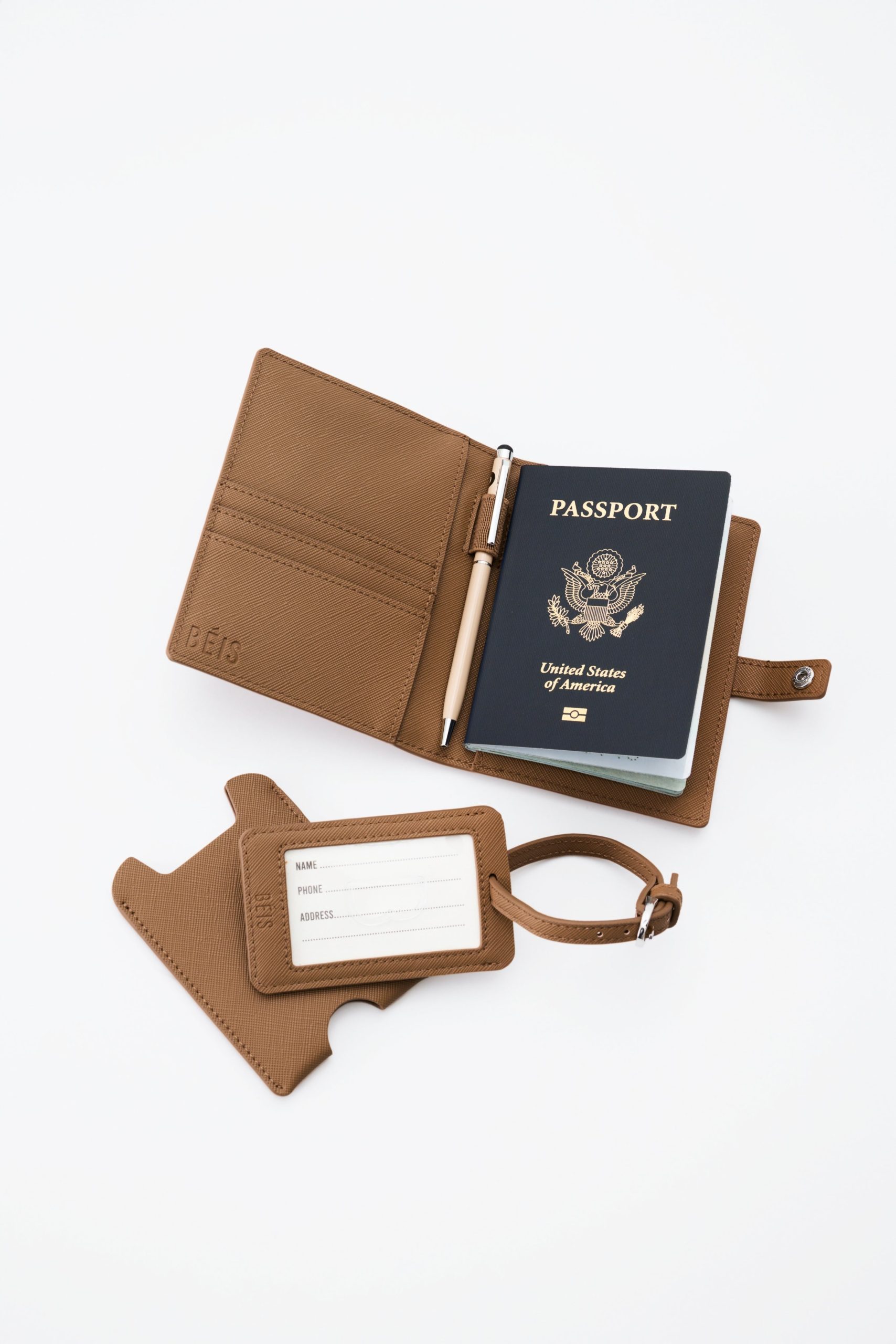 Resale The Passport & Luggage Tag Set in Camel - Image 4