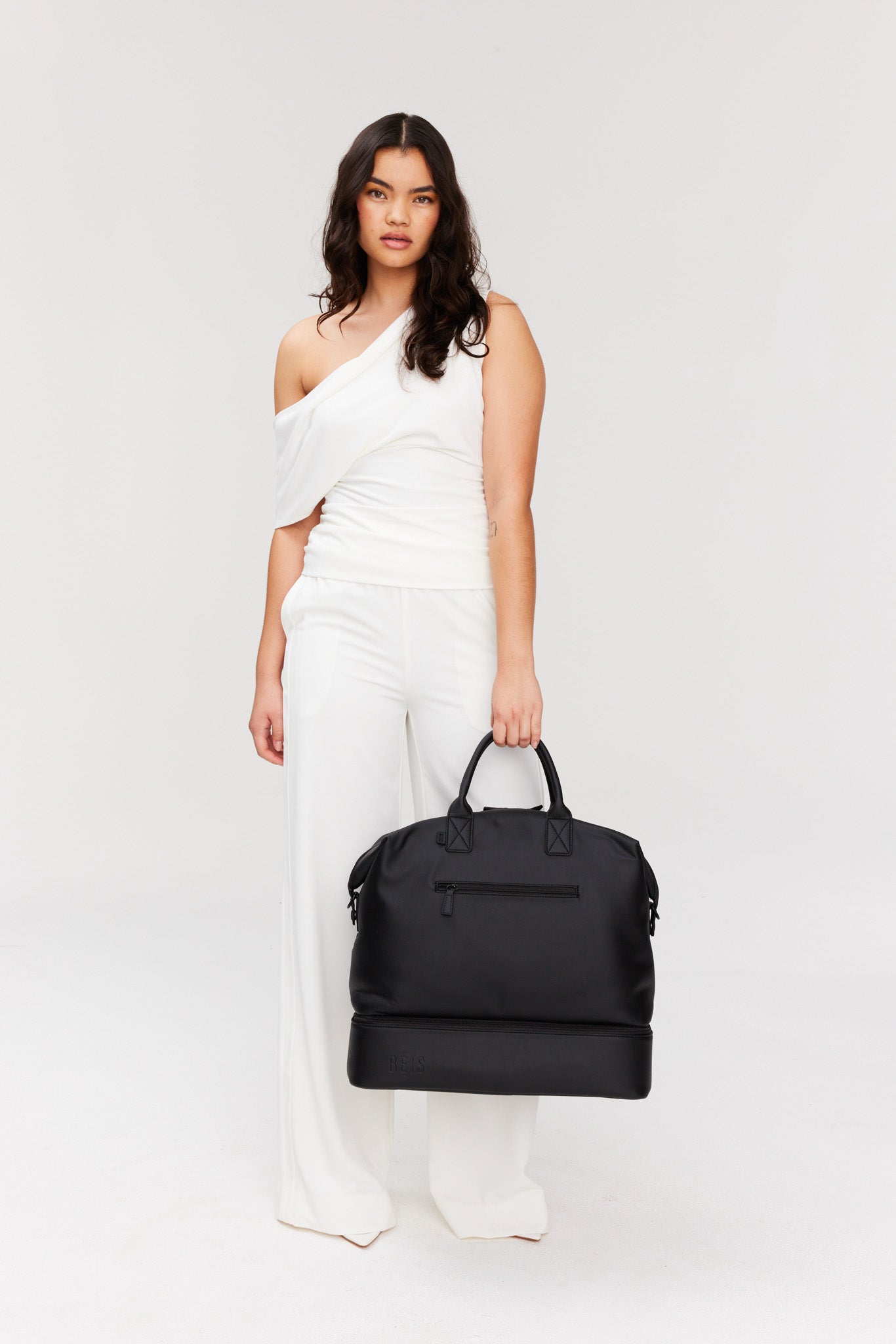 Resale The Premium Weekender in Black - Image 10