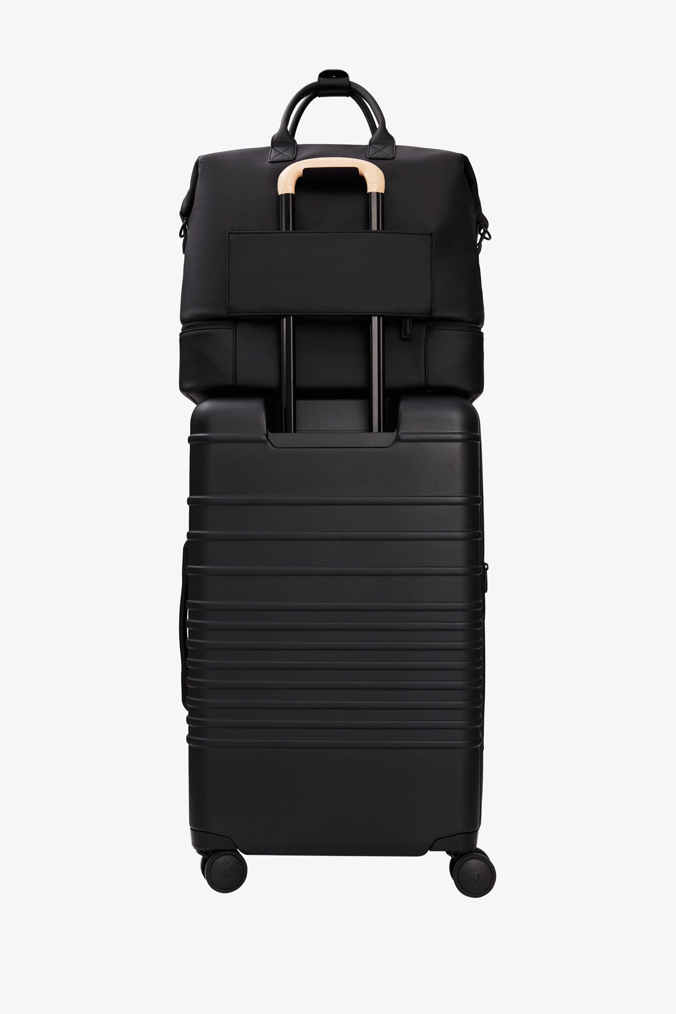 Resale The Premium Weekender in Black - Image 9