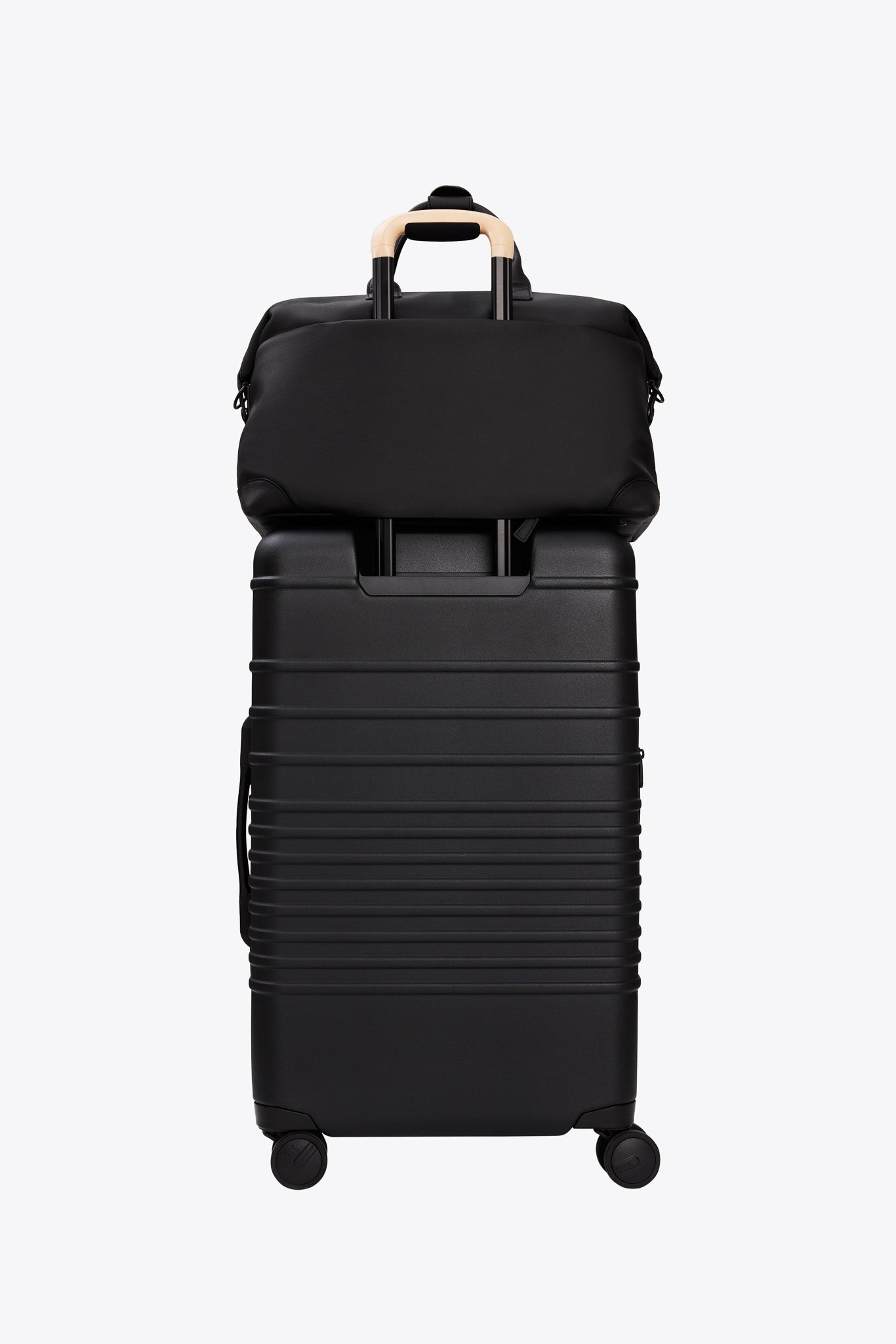 Resale The Premium Duffle in Black - Image 4