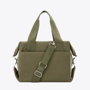 The Collapsible Lunch Box in Olive