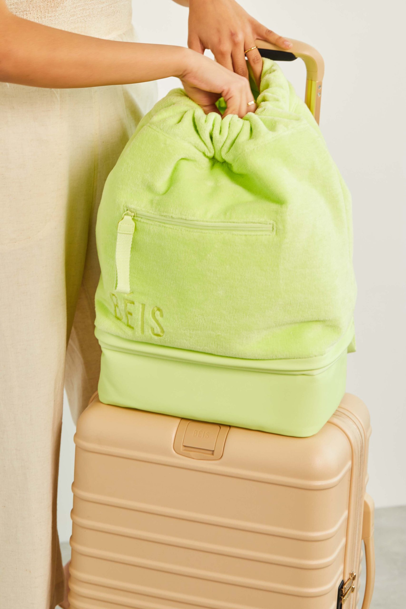 Resale The Terry Backpack Cooler in Citron - Image 5