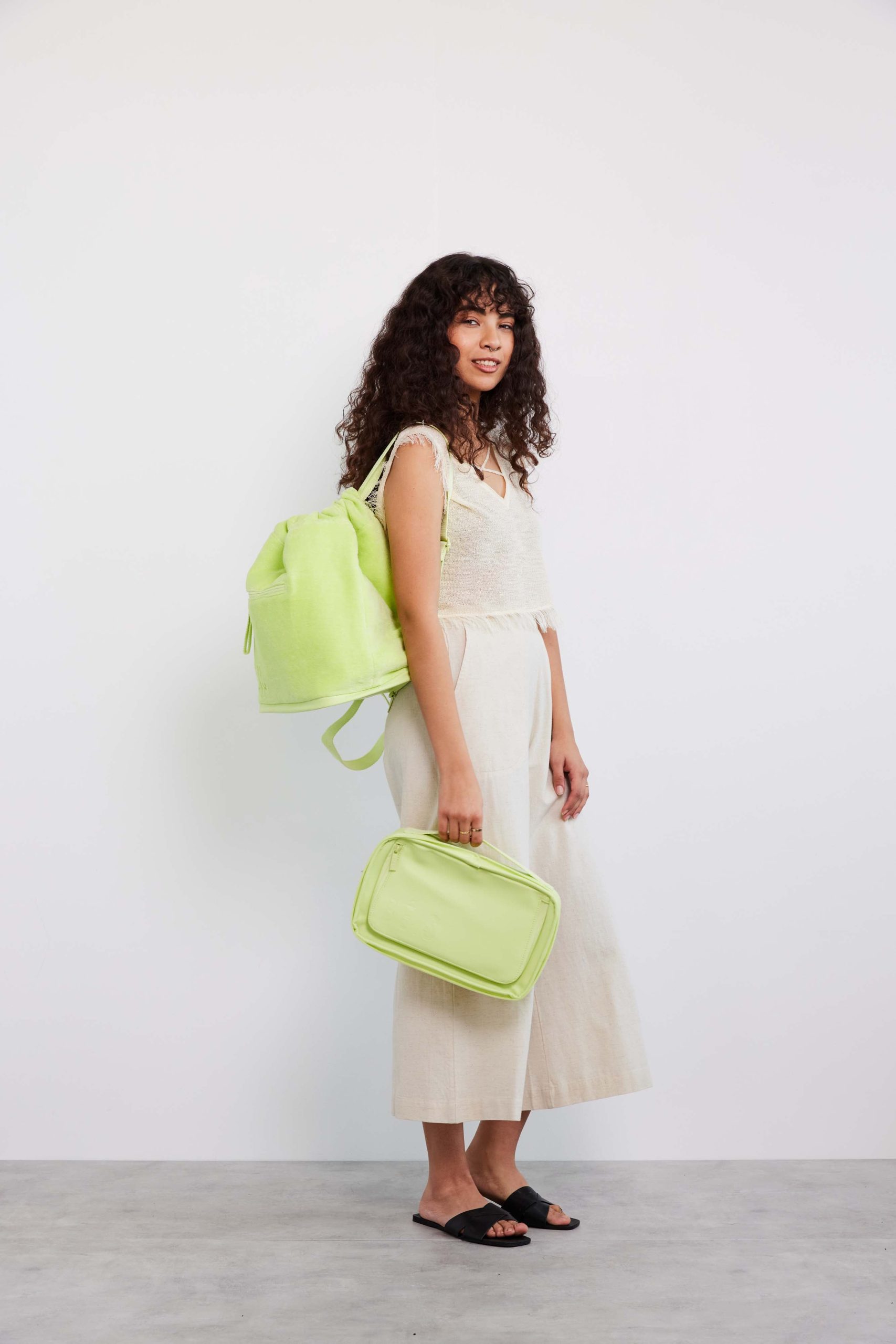 Resale The Terry Backpack Cooler in Citron - Image 14