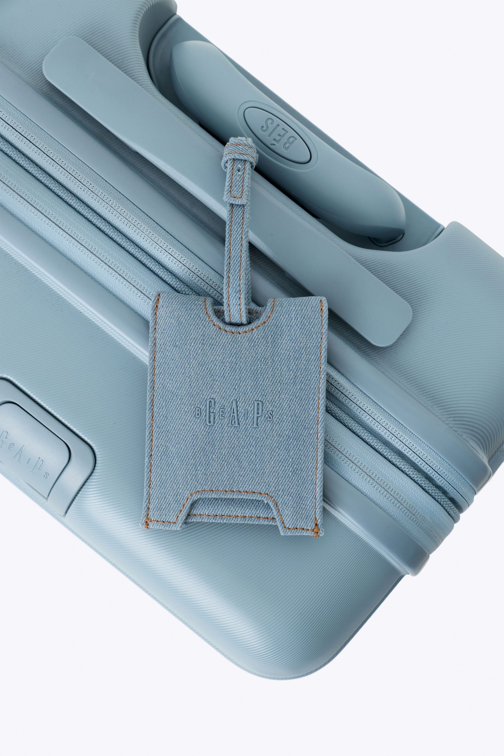 Gap x B??IS The Passport & Luggage Tag Set in Denim Blue - Image 3